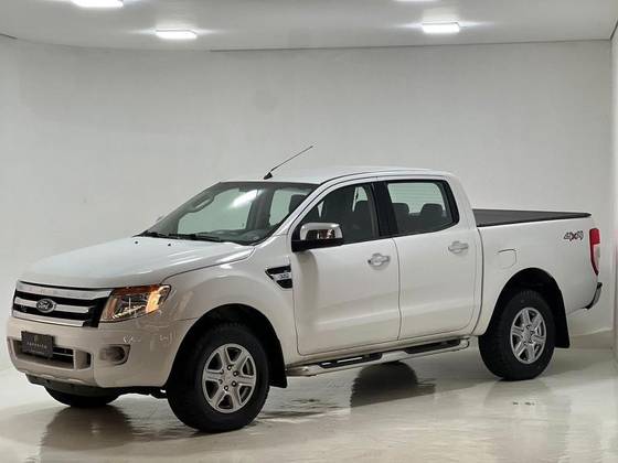 FORD RANGER 3.2 XLT 4X4 CD 20V DIESEL 4P AUTOMÁTICO